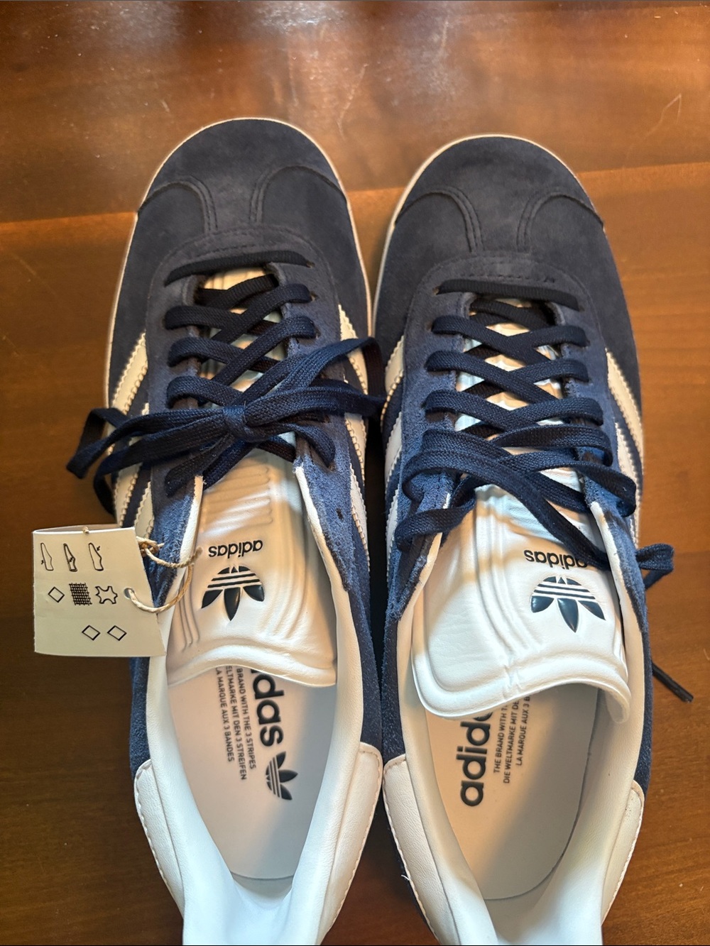 adidas Gazelle Navy and White Suede Classic Low-Top Sneakers - Picture 3 of 14